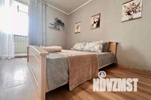 1-к квартира, посуточно, 35м2, 7/20 этаж