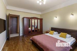 3-к квартира, посуточно, 110м2, 1/1 этаж