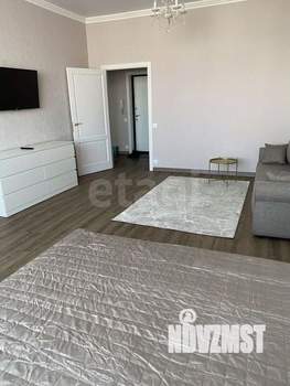 1-к квартира, на длительный срок, 56м2, 17/25 этаж