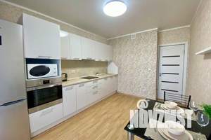 1-к квартира, посуточно, 35м2, 13/16 этаж