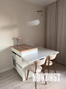 Студия квартира, посуточно, 27м2, 3/21 этаж