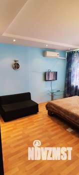 1-к квартира, посуточно, 40м2, 3/5 этаж