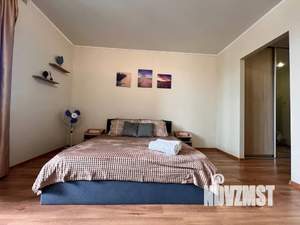 Студия квартира, посуточно, 38м2, 6/20 этаж