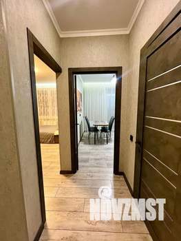 1-к квартира, посуточно, 42м2, 8/19 этаж