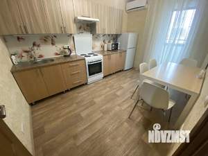 1-к квартира, посуточно, 40м2, 4/18 этаж