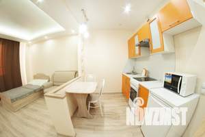 1-к квартира, посуточно, 40м2, 7/20 этаж