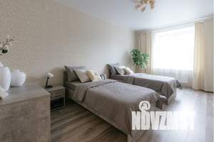 4-к квартира, посуточно, 120м2, 3/10 этаж