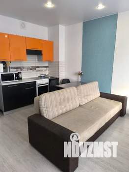 Студия квартира, посуточно, 32м2, 20/20 этаж