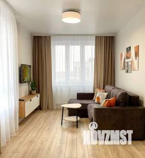 1-к квартира, посуточно, 38м2, 15/16 этаж