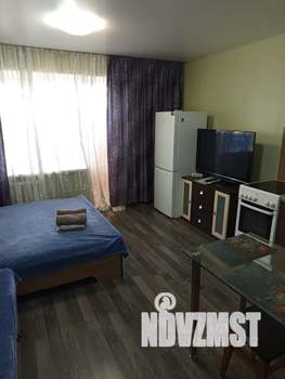 Студия квартира, посуточно, 35м2, 9/10 этаж
