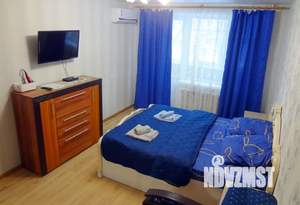 1-к квартира, посуточно, 33м2, 1/10 этаж