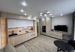 Студия квартира, на длительный срок, 27м2, 17/18 этаж