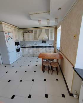 1-к квартира, на длительный срок, 58м2, 5/6 этаж