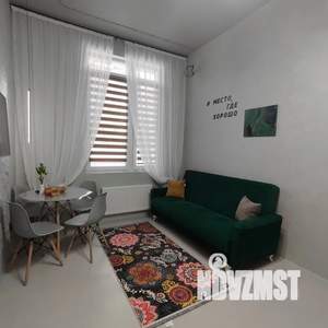 Студия квартира, посуточно, 27м2, 1/10 этаж
