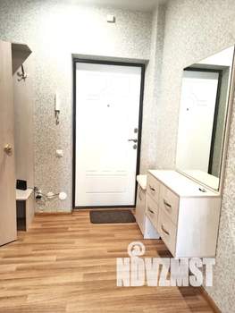 Студия квартира, посуточно, 35м2, 11/20 этаж