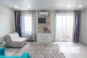 Студия квартира, посуточно, 30м2, 3/10 этаж