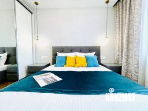 1-к квартира, посуточно, 35м2, 6/18 этаж