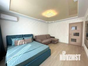 1-к квартира, посуточно, 40м2, 16/17 этаж
