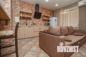 1-к квартира, посуточно, 61м2, 1/1 этаж