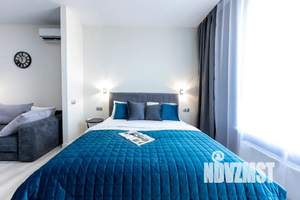 Студия квартира, посуточно, 45м2, 6/9 этаж