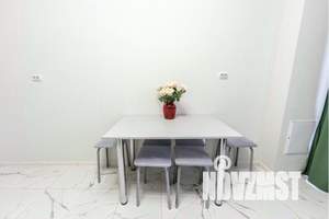 1-к квартира, посуточно, 47м2, 2/18 этаж