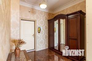 3-к квартира, посуточно, 135м2, 21/25 этаж