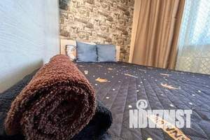 1-к квартира, посуточно, 40м2, 2/15 этаж