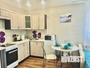 Студия квартира, посуточно, 35м2, 2/2 этаж