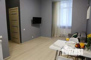 1-к квартира, посуточно, 40м2, 1/15 этаж