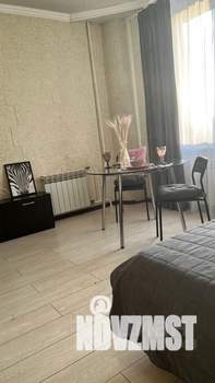 Студия квартира, посуточно, 35м2, 8/15 этаж