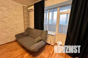 1-к квартира, посуточно, 35м2, 2/11 этаж