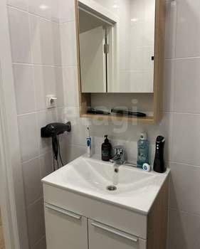 1-к квартира, на длительный срок, 50м2, 17/24 этаж