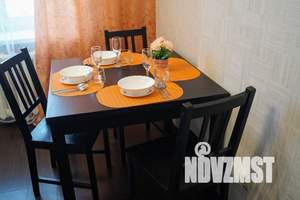 1-к квартира, посуточно, 50м2, 9/16 этаж