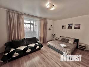 Студия квартира, посуточно, 38м2, 6/20 этаж