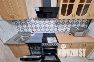 1-к квартира, посуточно, 50м2, 2/4 этаж