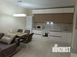 1-к квартира, посуточно, 39м2, 8/17 этаж