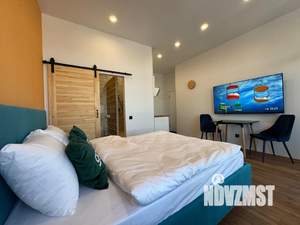 Студия квартира, посуточно, 35м2, 2/17 этаж