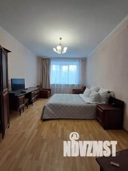 3-к квартира, посуточно, 98м2, 2/5 этаж