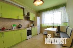 2-к квартира, посуточно, 66м2, 4/17 этаж