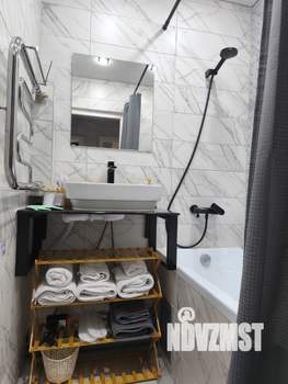 2-к квартира, посуточно, 48м2, 17/20 этаж