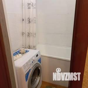 1-к квартира, посуточно, 38м2, 9/10 этаж