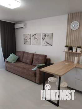 Студия квартира, посуточно, 31м2, 10/19 этаж