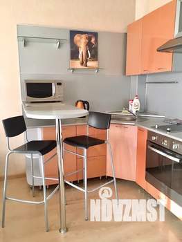 Студия квартира, посуточно, 35м2, 14/15 этаж