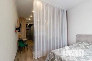 Студия квартира, посуточно, 35м2, 7/10 этаж