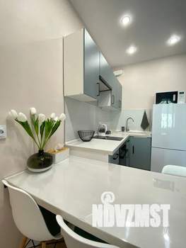 1-к квартира, посуточно, 42м2, 8/25 этаж