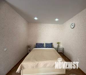 1-к квартира, посуточно, 40м2, 11/16 этаж