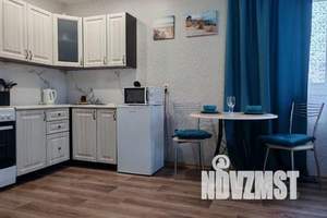 1-к квартира, посуточно, 37м2, 2/16 этаж