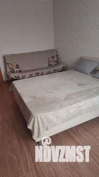 1-к квартира, посуточно, 45м2, 5/14 этаж