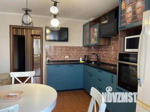 2-к квартира, посуточно, 72м2, 1/1 этаж