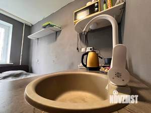 1-к квартира, посуточно, 18м2, 1/1 этаж